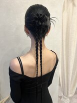 ベース(BASE)&nbsp;韓国風ニュアンスヘアアレンジ