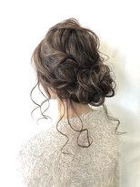 ティーアールシャンプー(TR shampoo)&nbsp;ルーズアップスタイル