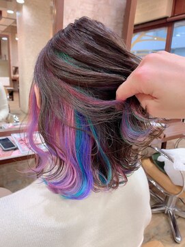 イーアップ バイ ボス(e up by boss) ボブのチラ見せアクセントカラー