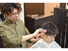 施術はマンツーマンで＊