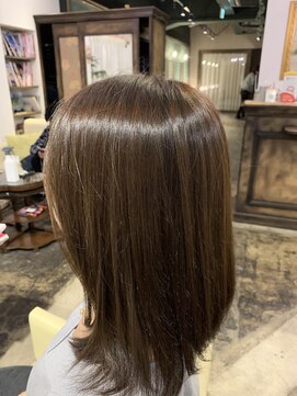 アドール(ADOR) マロンベージュ