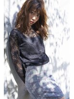 シザジー(SYZYGY)&nbsp;こなれ感鎖骨ミディアムニュアンスカール @toyamayouichi