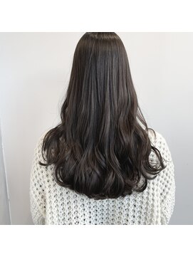 エメ(EME) ダークベージュ　Taiki