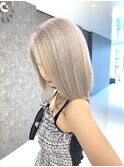 グレージュ