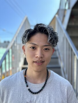 ザ フェイダーズ(The Faderz) 波巻きスパイラルパーマツイストスパイラルパーマメンズマッシュ