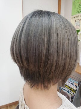 ヘアサロン アオイ(HAIR SALON Aoi) ショートミディアムウルフ