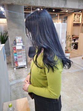 フリーラ 京都河原町三条店(freera) ブルーブラック×レイヤースタイル