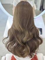 エヌアイ オモテサンドウ(ni omotesando)&nbsp;ブリーチなしで明るめミルクティー