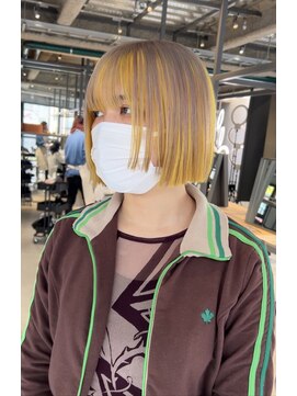 ビビッド(vivid) 白髪ぼかしバレイヤージュ肩上ボブ