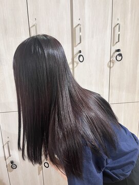 ヤテ(yate') ツヤツヤボルドーカラー