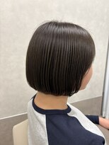 エレノア 熊本(Eleanor) 赤みのない透明感カラー