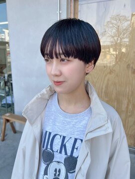 イン(in.) マッシュショート/ミニショート/暗髪