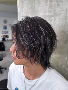 キング 楠葉店(K!ng) ホワイトメッシュ/ツイスト/ツイスパ/パーマ/メンズ/眉毛