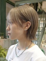 ディッセンバー 伊勢崎(December)&nbsp;レイヤーボブ/グレージュ/レイヤーカット/ミルクティーベージュ