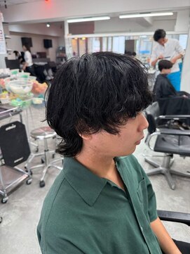 フィフスワン(fifth one) くせ毛パーマ風ウルフ