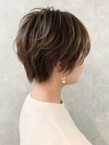 イール(iIIL)&nbsp;【iIIL hair lounge】ハンサムショート　シンプルショート