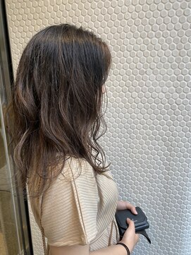 エル(EL by green) 《tomi》グラデーションカラー×アッシュベージュ