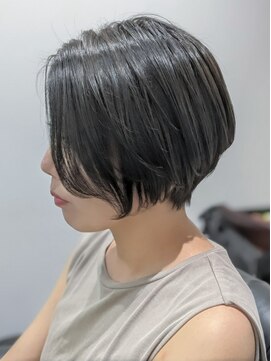 ジエクト 本店(The Ect) 大人可愛いショート×こなれヘア×透け感ダークアッシュ
