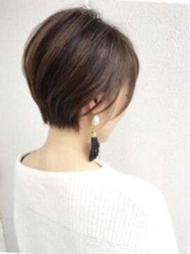 アウラ 近鉄八尾駅前店(Aura) 大人ショート 近鉄八尾 髪質改善 大阪 艶髪 八尾 ULTOWA