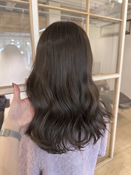 ヘアスペース リズム グリーン(Hair space Rizm green) オリーブベージュ