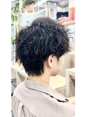 ツイストスパイラルパーマメンズマッシュ刈り上げなし 奥東巧真