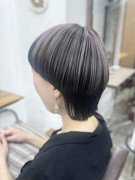 リッカ(RICCA) 【アンブレラカラー】パールシルバー×マッシュウルフショート☆