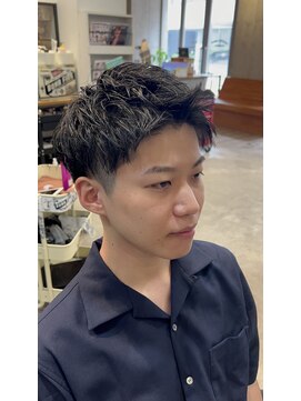 クオンヒール 堺筋本町店(QUON HEAL) アップバング/メンズショート/刈り上げ/スパイキーショート