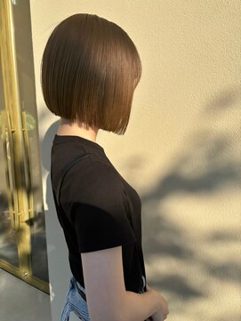 ラヴィズム(LUVISM) ショートカット丸みショート耳掛けひし形小顔新潟万代