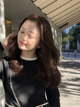 ブラン(Blanc Aoyama) レイヤーカット/顔まわりカット/ブリーチなし/ミディアム