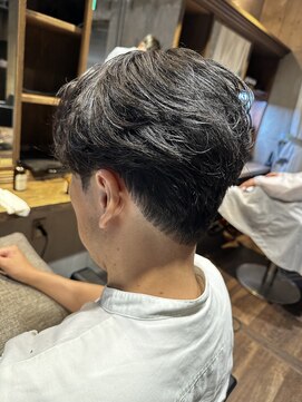 メンズココ 日本橋店(MENS COCO) 大人かっこいい毛流れセンターパート刈り上げ