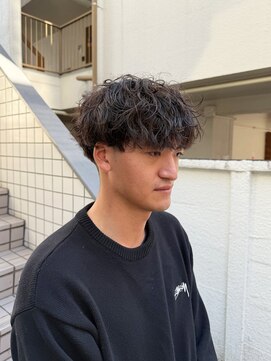 エイゾー(EIZO) マッシュパーマ/スパイラルパーマ/メンズパーマ/波巻きパーマ