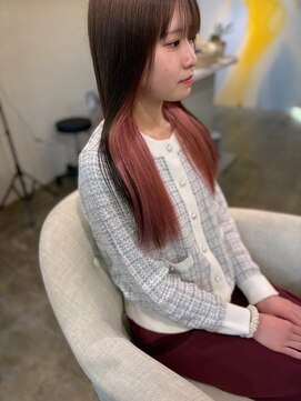 透明感たっぷりインナーカラー