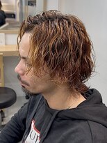 アイトーキョーリタ 渋谷(AI TOKYO Rita)&nbsp;ツイストスパイラルパーマサーフカールマレットヘアシャギー眉毛