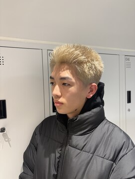 エレノア 立川北口(Eleanor) メンズハイトーン/ミルクティーベージュ/ブリーチ