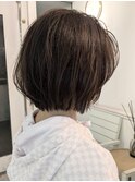 小顔見えする大人ショートボブ◎束感で軽やかに/表参道/30代