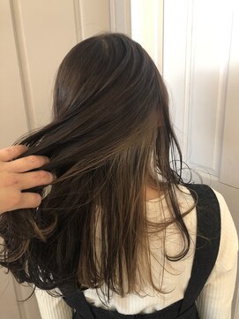 ロンドアベニール 北千住(Lond avenir) namie ベージュインナーカラー