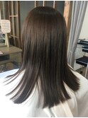 サラサラストレートヘア