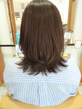 アドラーブル 松崎店(adorable) 【アッシユグレージュ】【くびれ外ハネ】