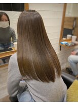 ボトムス(BOTTOMS)&nbsp;髪質改善　渋谷初　ハリスノフトリートメント　渋谷美容室