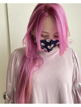 アヌーク トケ(AnouK TOKE) ピンク先輩