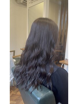 アウマクア(Aumakua) グレージュ