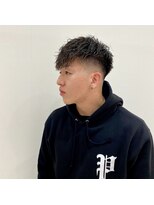 ウィールスター(Wealstar)&nbsp;フェード×ツイストパーマ