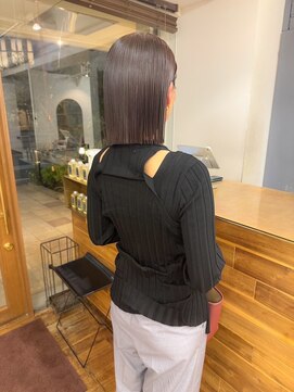 シロ(siro) 切りっぱなしボブ