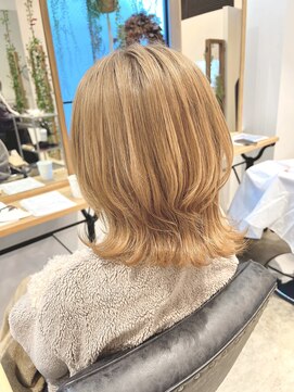 ノチ(Noci) ミルクティー/ウルフボブ/レイヤーボブ/ブロンド