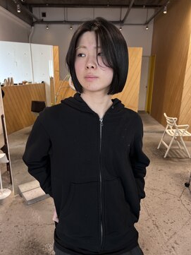 イロ(IRO) men's bob