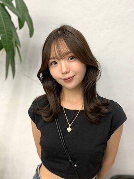 シェス 梅田茶屋町(shes) 韓国風くびれヘア/アリサ