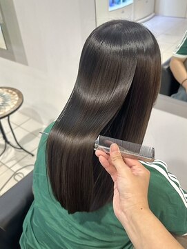 インデペンデンス(independence) 紫外線ダメージを秋までにリセット！酸性ストレートで髪質改善