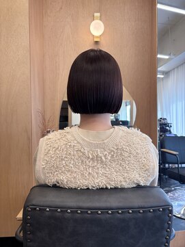 ぱつっとミニボブ×暖色☆