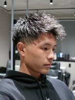 メッツ 原宿(METS)&nbsp;MEN'S/ツイスパ×ハイライト×スキンフェード/短髪/ツイスト