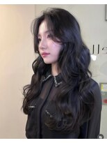 ベル 新宿(Belle) 韓国ヘア 暗髪 顔まわりカット レイヤーカット